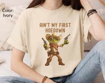 Comfort Colors® Cowboy Frog Shirt, Funny Western Tee, Retro Vintage Frog, Meme T-Shirt, Y2K Aesthetic, Unisex Trendy Tee, Cute Toad Shirt