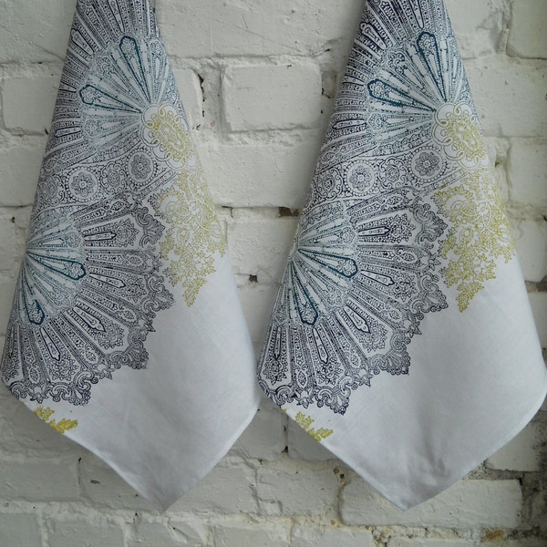 Set of two linen napkins block printed Madame Tang