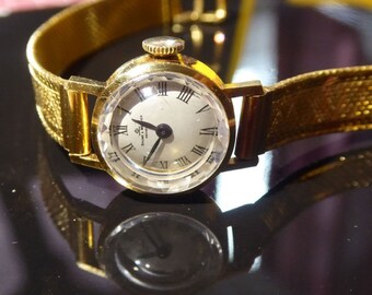 Beautiful 1970s Women's Baume & Mercier 18K Gold Wristwatch and Band - As Found