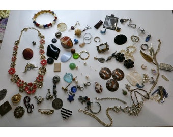 Crafters Parts Repair Repurpose Vintage Jewelry Lot