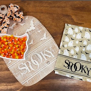 Halloween decorative cutting board Spooky decor Halloween decor kitchen cutting board Bat Engraved cutting board Halloween decoration
