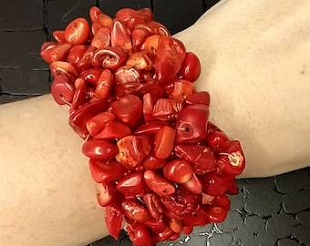 Coral beaded bracelet