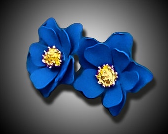 Beautiful blue metal leaf flowers studs