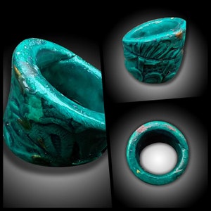 One-of-a-kind ceramic ring or pendant