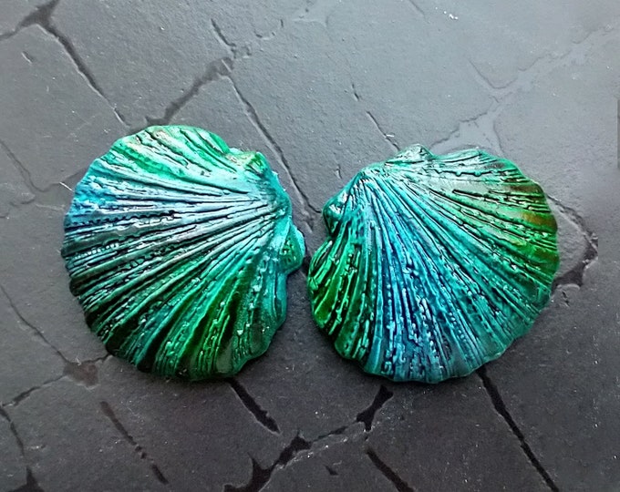 One-of-a-kind Summer of love polymer clay seashells earrings