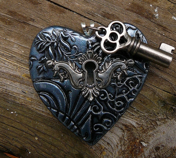The key to my heart pendant in oxidized silver