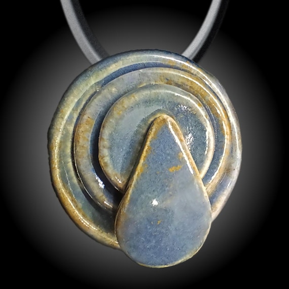Transference ceramic ring or pendant