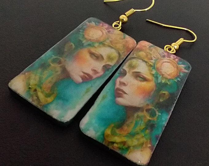 Art earrings