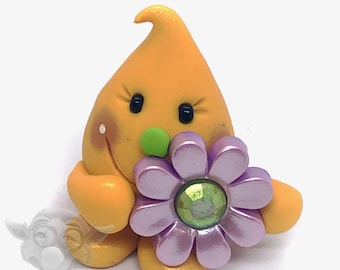 Flower Parker© - Polymer Clay Character Beeldje - Paarse bloem