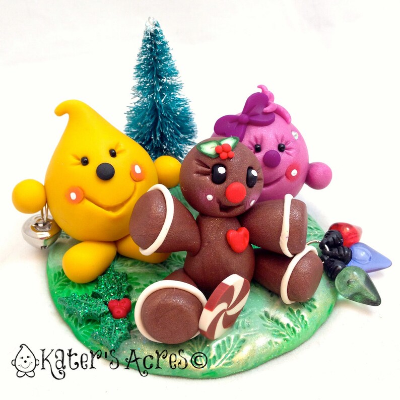 Christmas Gingerbread Man Parker & Lolly Figurine StoryBook Scene Polymer Clay Sculpture image 2