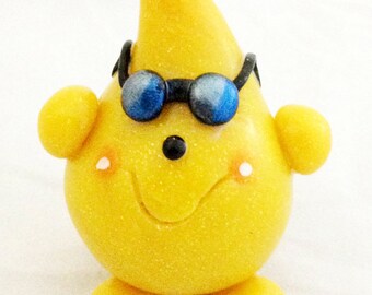 VACATION PARKER Figurine with Sunglasses - Polymer Clay Character