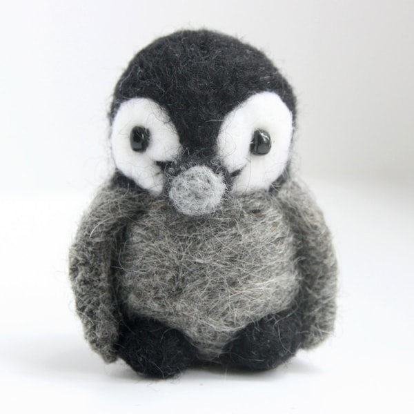 Bébé pingouin en feutre, cadeau de Noël