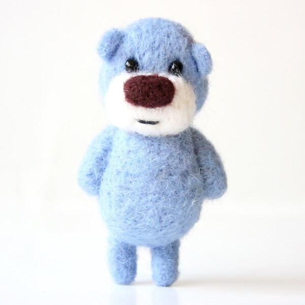 Forget-me-not blue pocket totem bear with a deep brown nose 48