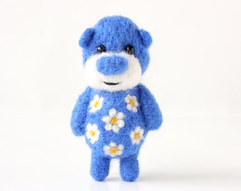 Deep blue pocket bear with daisies 50