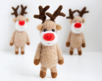 Christmas reindeer felt ornament