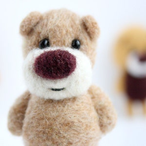 Natural light brown pocket bear totem with a deep brown nose image 2