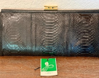 Vintage Cape Cobra Snakeskin Black Evening Clutch