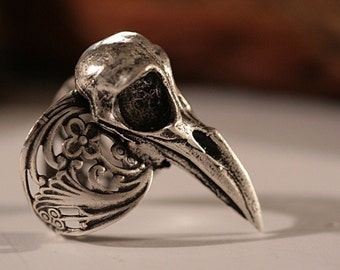 Antique Silver Raven Skull Ring: Art Nouveau Adjustable Band