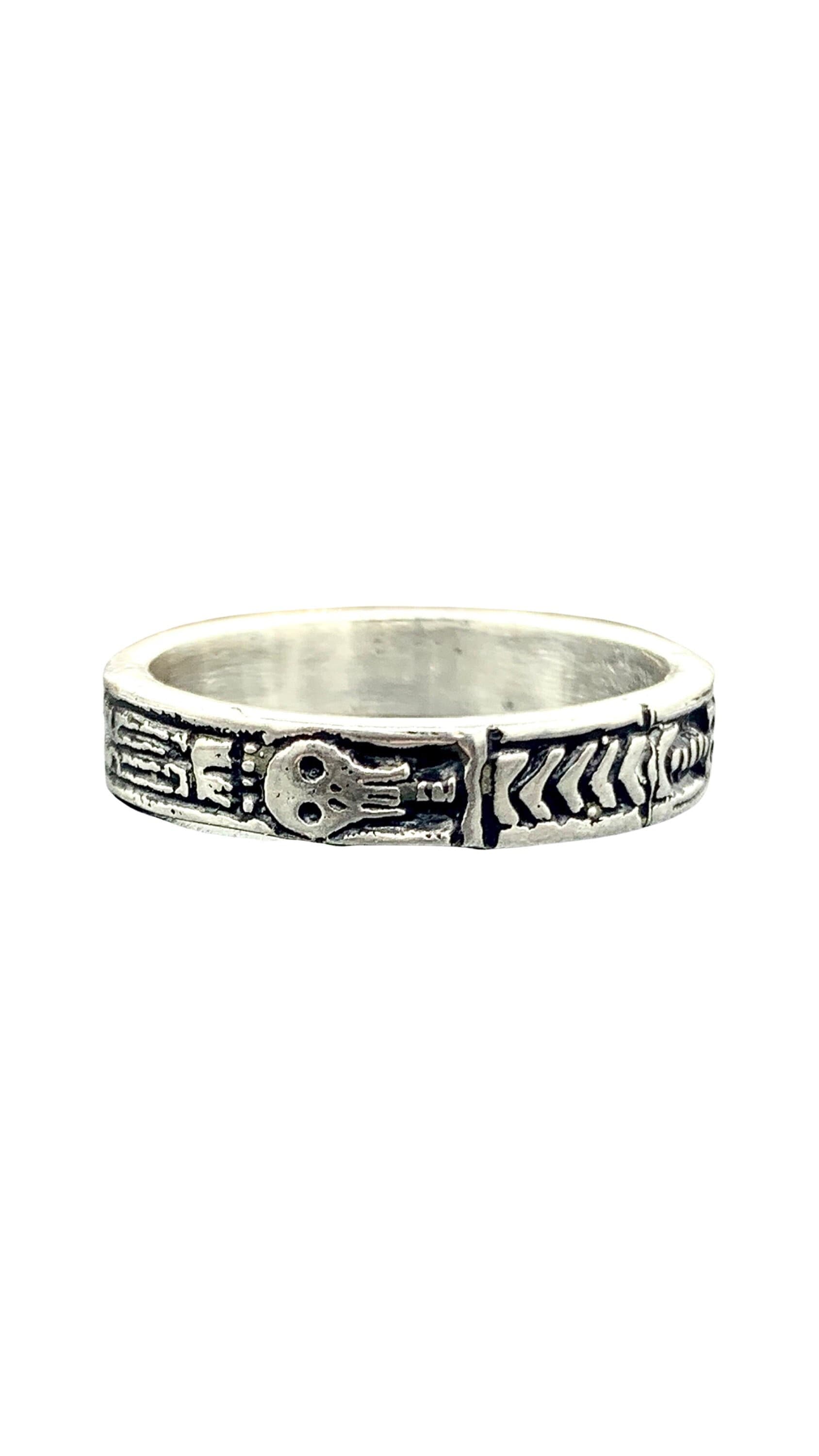 Georgian memento store mori ring