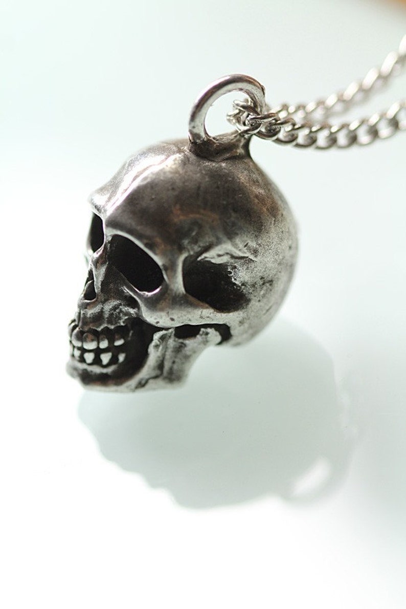 Skull Necklace Made in NYC imagem 1