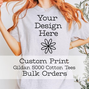 Custom Logo Tshirts Personalized Bulk Order School Teacher Teams Shirts Gildan Cotton Brand Logo Customized Tees with Custom Names bild 1