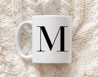 Taza de cerámica con la letra M: taza de café personalizada con inicial, hecha a mano