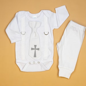Christening Outfit Boy. White Tie and Suspenders and white pants. Baby Boy Outfit. Newborn Boy. Boy Christening Outfit. Gift from Godparent.