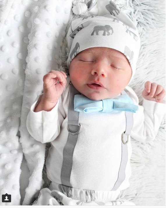 Baby Boy Elephant Coming Home Outfit. Blue Bow tie and Gray Grey Elephants. Knot Hat. Jogger Pants. Tie and Suspender. Il_570xn