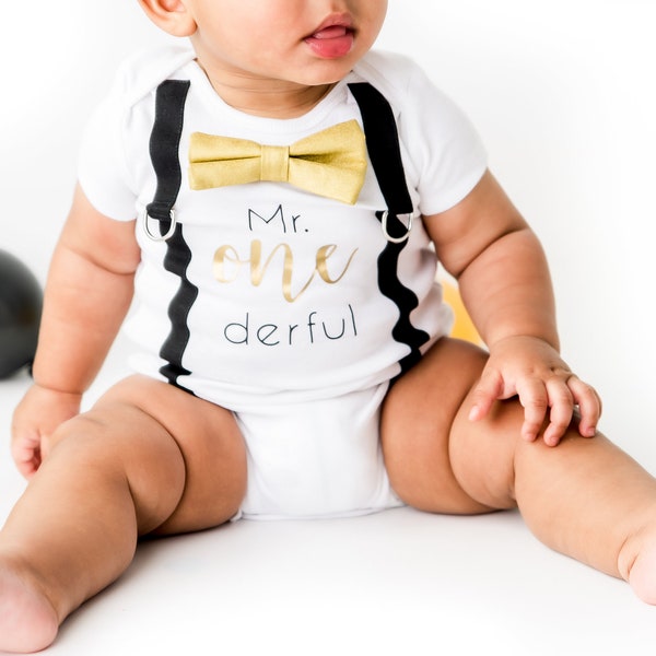 Mr. Onederful Birthday Outfit, Mr. One-derful Shirt, Mr. Wonderful Cake Smash Set, Gold and Black Bow Tie, Baby Boy 1st Birthday Outfit,