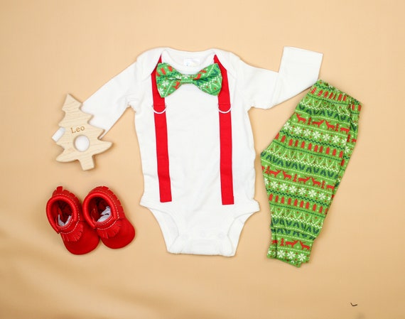 Baby Boy Christmas Outfit. Baby Boy 1st Christmas Pictures Outfit. Newborn boy. Pants, Red, Bowtie Suspenders Green Il_570xn