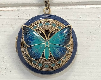 Victorian style Butterfly Locket - Wedding Necklace/Anniversary/Bridesmaid gift/Birthday/Mom/Daughter/Personalized/Custom Photo Locket.