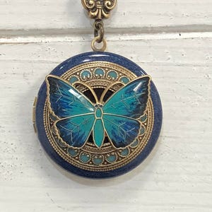 Victorian style Butterfly Locket - Wedding Necklace/Anniversary/Bridesmaid gift/Birthday/Mom/Daughter/Personalized/Custom Photo Locket.