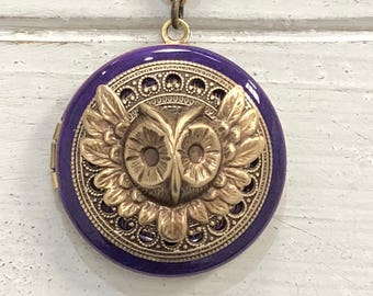Owl Locket antique style/purple/Anniversary/Bridesmaid gift/Wedding/Birthday/Sister/Mom/Daughter/Photo Picture/friend.