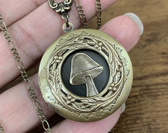 Mushroom Locket Necklace - antique style  brass locket/Anniversary/Bridesmaid gift/ Wedding/Birthday/Mom/Personalized/Custom Photo Locket.