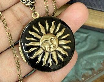 Sun face Vintage style Locket Necklace Bride Bridesmaid gift Wedding Birthday gift Sister Mom/mother day/Personalized/Custom Photo Locket.