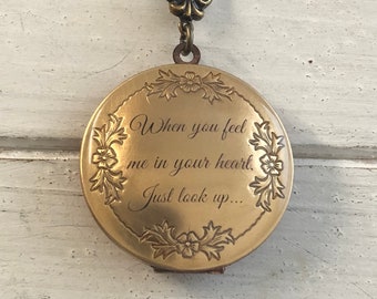 Quote locket Vintage style Ornate Locket /Wedding Necklace/memorial/Birthday/Sister/Mom/Daughter/Photo Picture best of friends locket.