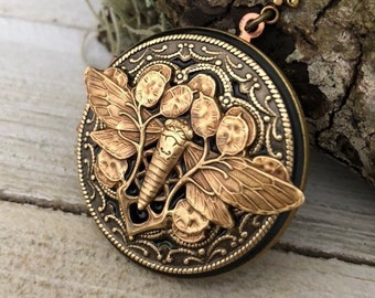 Cicada vintage style locket necklace - Anniversary/Bridesmaid gift/Birthday/Mom/wedding gift/Personalized/Custom Photo Locket.