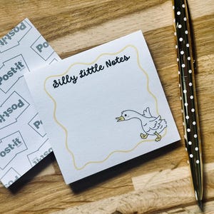 Funny Goose Sticky Notes 50 Pages | Silly Little Notes Pad | Cute Animal Pun Memo Pad | Desk Stationery Gift for Coworkers, Animal Pun Gift