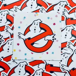 Adesivo de proibição de fantasmas, adesivo à prova de intempéries divertido e assustador para proibição de fantasmas para laptop, Kindle, garrafa de água, filme clássico, presente de Halloween