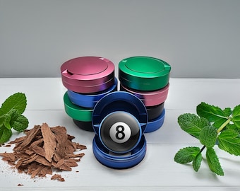 Pastillero diario Magic 8 Ball, pastillero metálico de bolsillo, regalo de cumpleaños, pastillero semanal, regalo para él, organizador de vitaminas