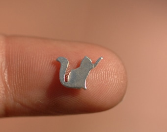 My MOST Tiny Sitting Cat Blank 24g miniature elements for soldering