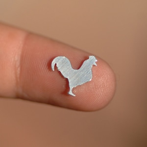 Tiny realistic rooster miniature blank for soldering - solid bronze