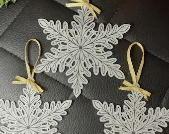 Snowflake Ornament – 3 Sizes, Ribbon Color Options, Christmas Decor