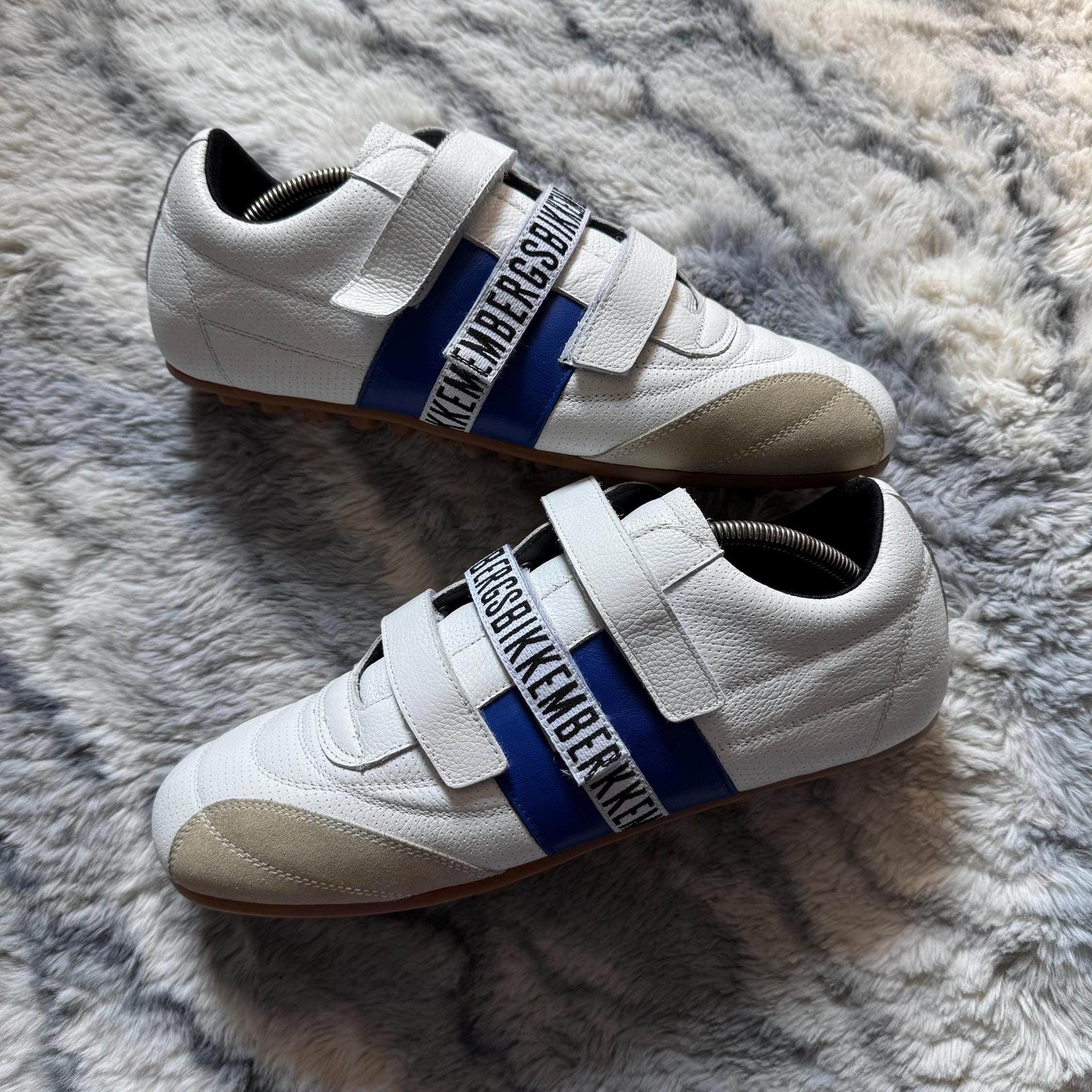 Bikkembergs ベージュ レザースニーカー （Dirk bikkembergs