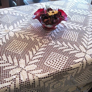 Vintage Lg White Cotton Crochet Coverlet, Twin/Full Bed Cover, or Tablecloth 82 x 78, Farmhouse Cottage Chic