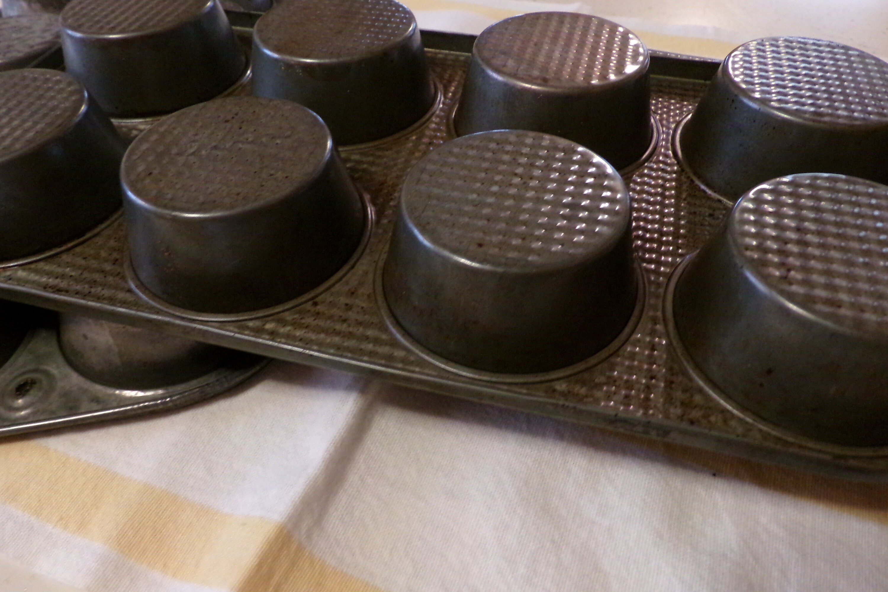 Choice of 3 Muffin Tins Cupcake Tins 8 Count Size Bakeware Etsy
