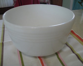 Large Hamilton Beach Stand Mixer Bowls, Pyrex Milk Glass Bowls