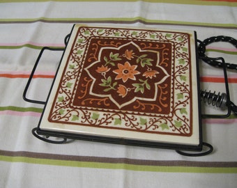 Mid Century Electric Hot Plate Ceramic Trivet, Hot Pad, Food Warmer, Americana, Folk Art, Penn. Dutch