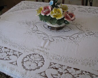 Lovely Cotton Quaker Lace,  Off White, Art Deco Lace Style Tablecloth, 46" x 80", 20s-30s