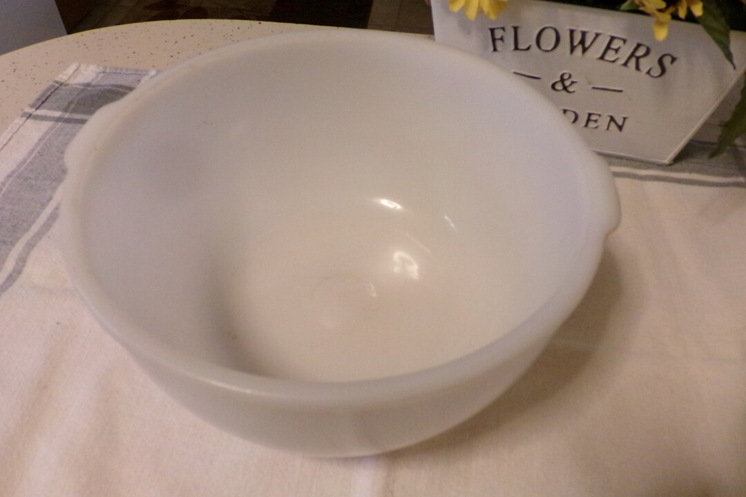 Large Sunbeam Stand Mixer Bowl Milk Glass Glasbake Bowl Etsy